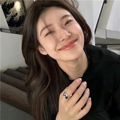 小犬与女孩